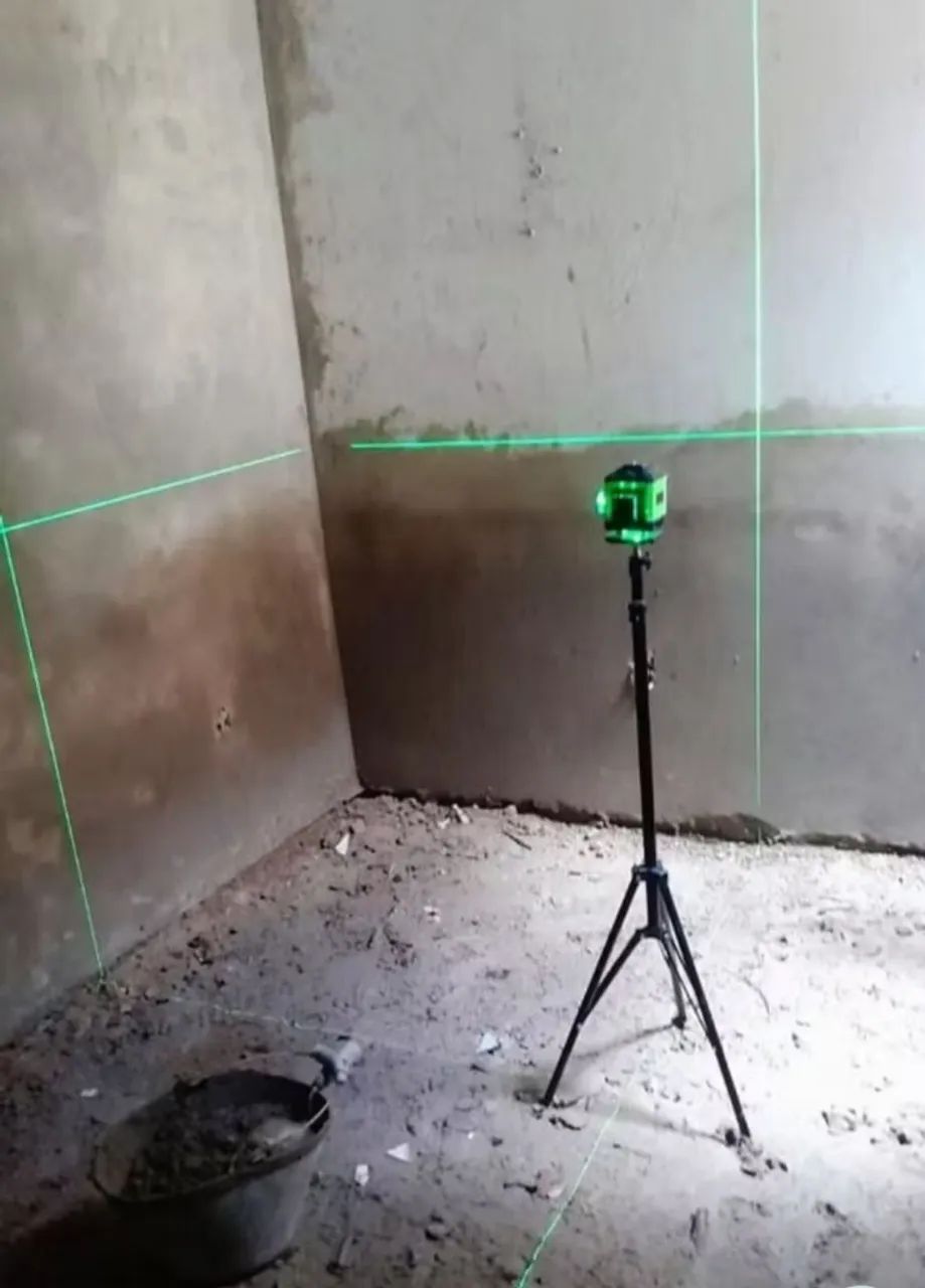 Laser level with 16 lines65204302662145123