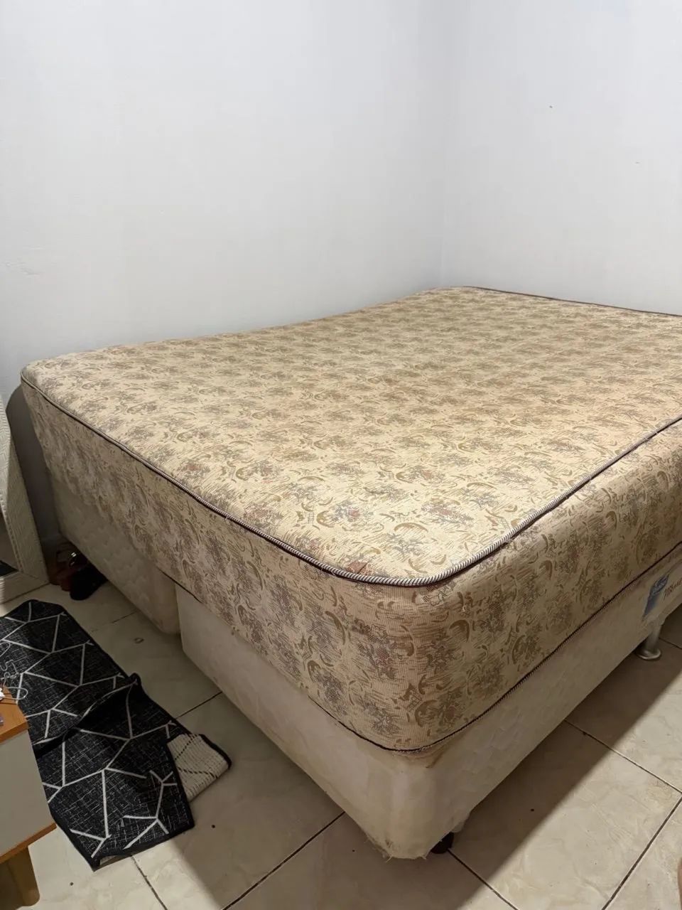 Cama box