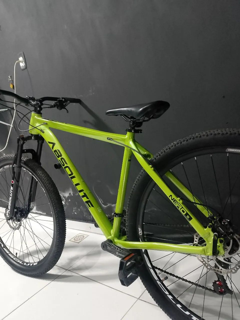 Bicicleta Absolut Freio Hidráulico, Semi-nova - Foto 2