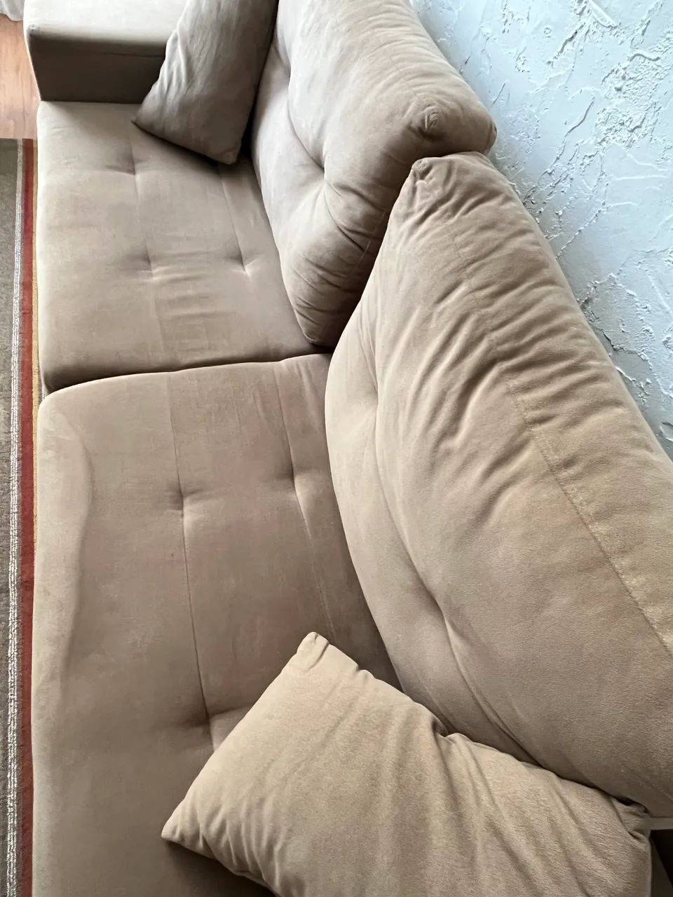 Vendo sofá 3 lugares em bom estado  - Foto 2