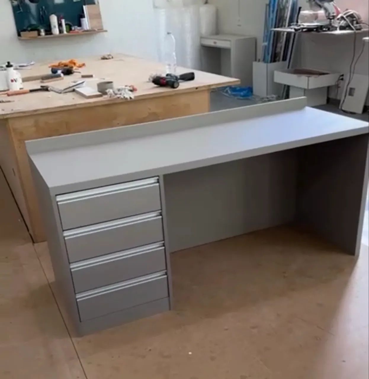 Mesa escritório com gaveteiro  - Foto 2