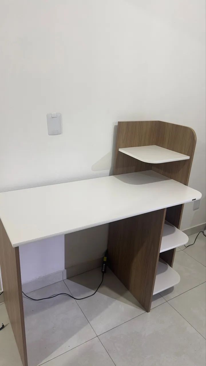 Mesa de estudos  - Foto 4