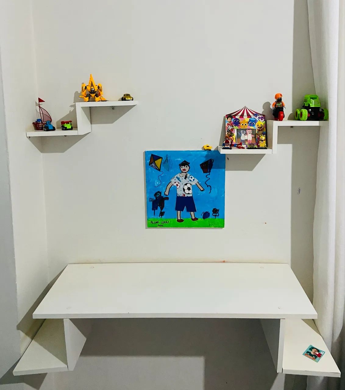 Mesa de Estudos/Escritório com Nichos Decorativos - Branca | Excelente Estado
