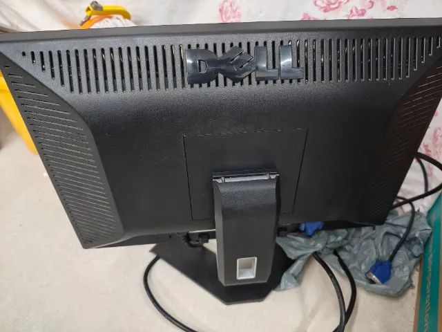 Monitor Dell LCD 127v VGA - Foto 3