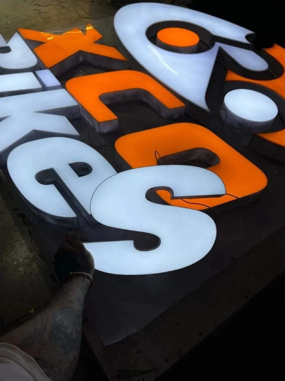 Chapa Galvanizado Letra Caixa Luminoso
