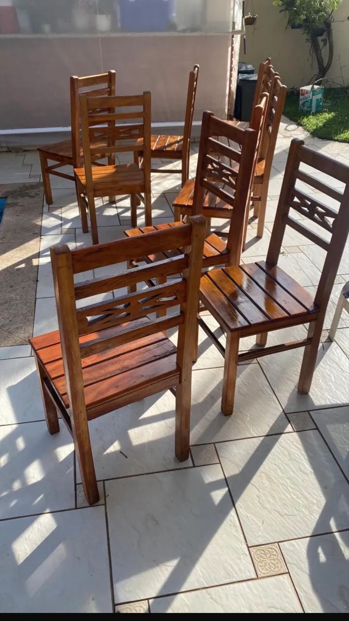 Mesa rústica com 10 cadeiras  - Foto 5