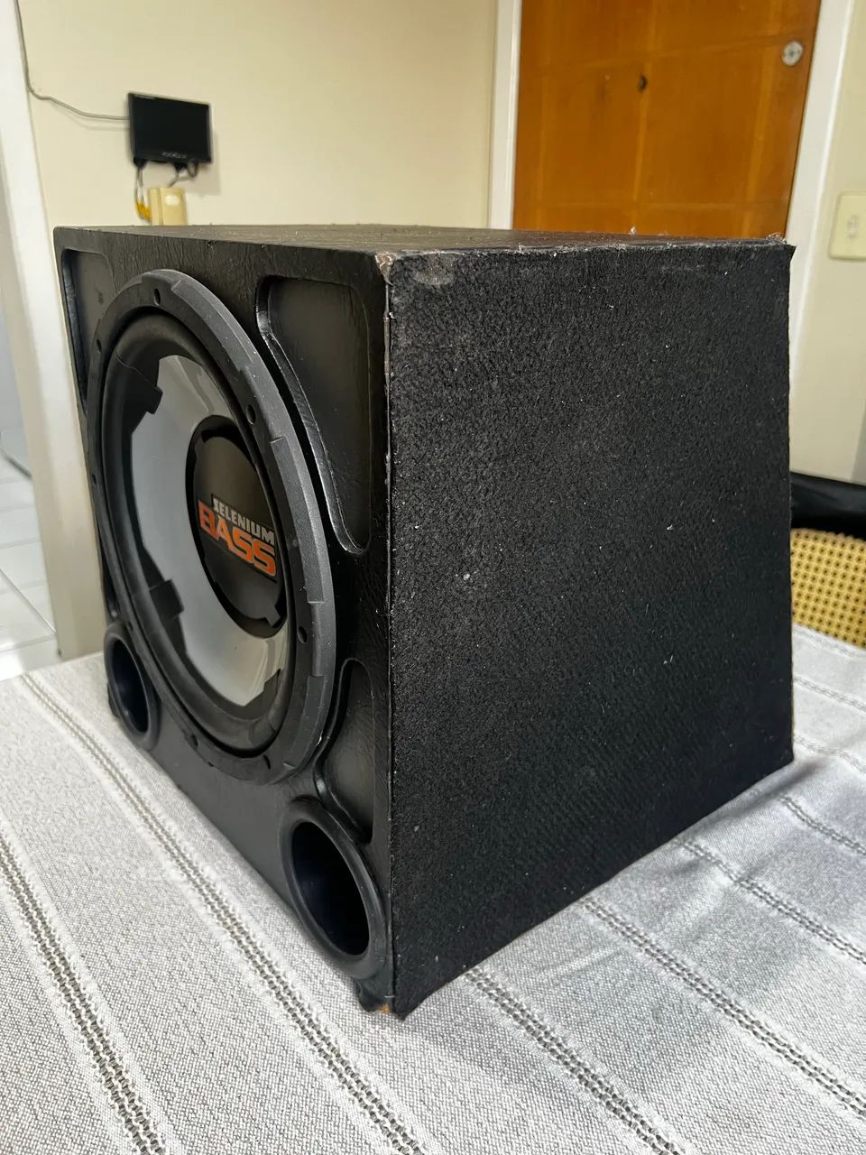 Caixa sub com Selenium Bass de 12? 250 RMS - Foto 2