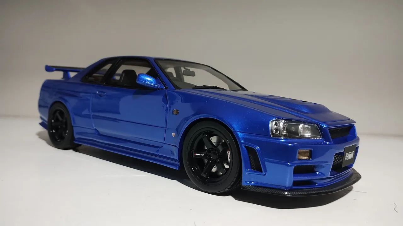 Miniatura Nissan Skyline R34 Gtr Z-tune Otto Mobile 1:18 Seminova