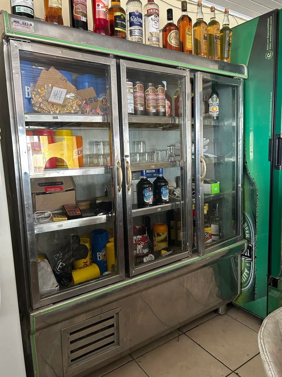 ? REFRIGERADOR EXPOSITOR COMERCIAL 