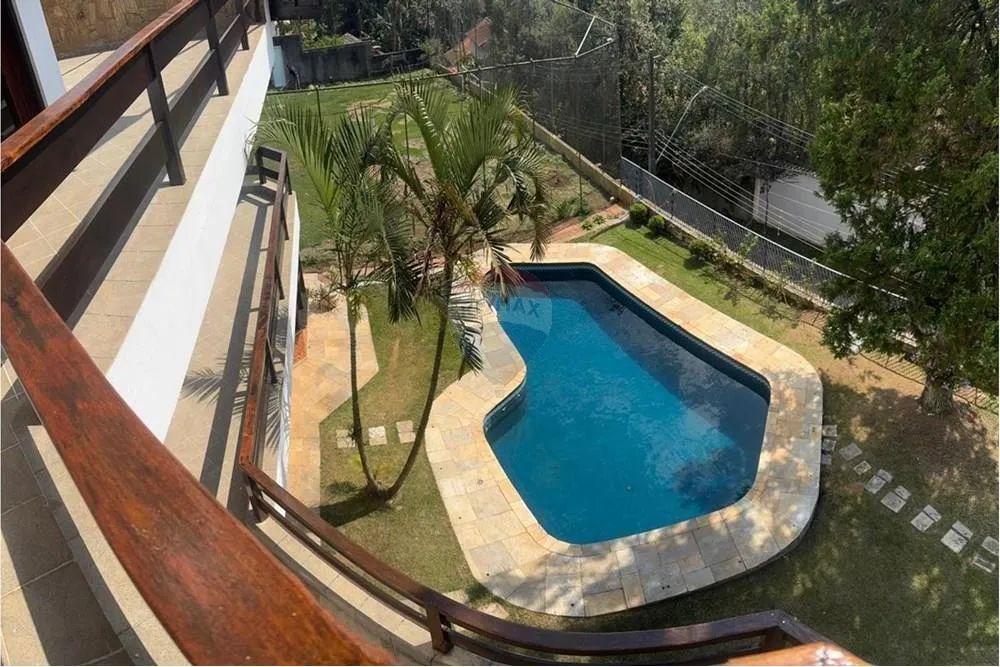 Sobrado Amplo em Mairiporã: Conforto e Lazer! - Foto 2
