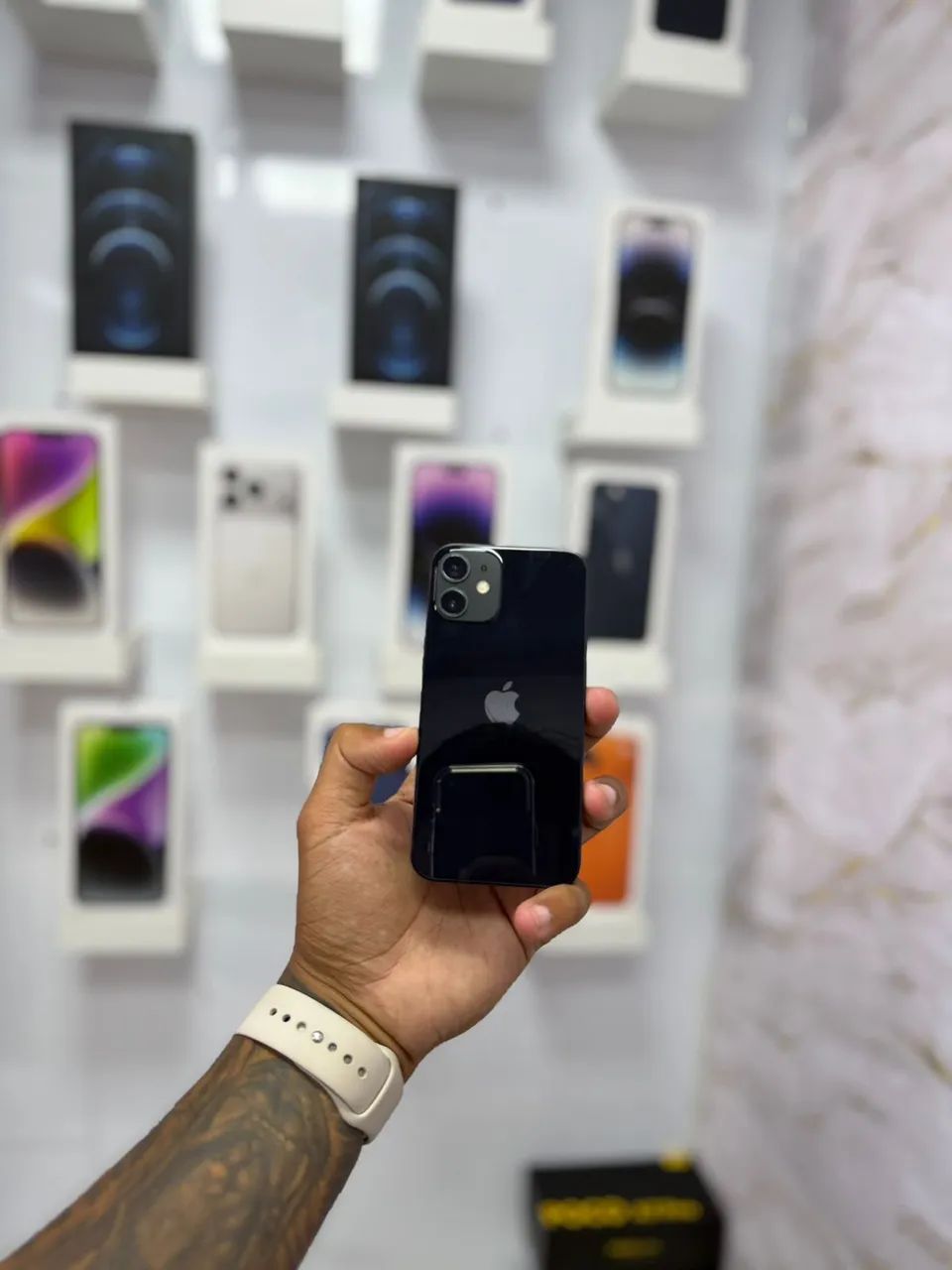 IPHONE 12 MINI 256GB ? R$ 1.599 - Celulares e Smartphones