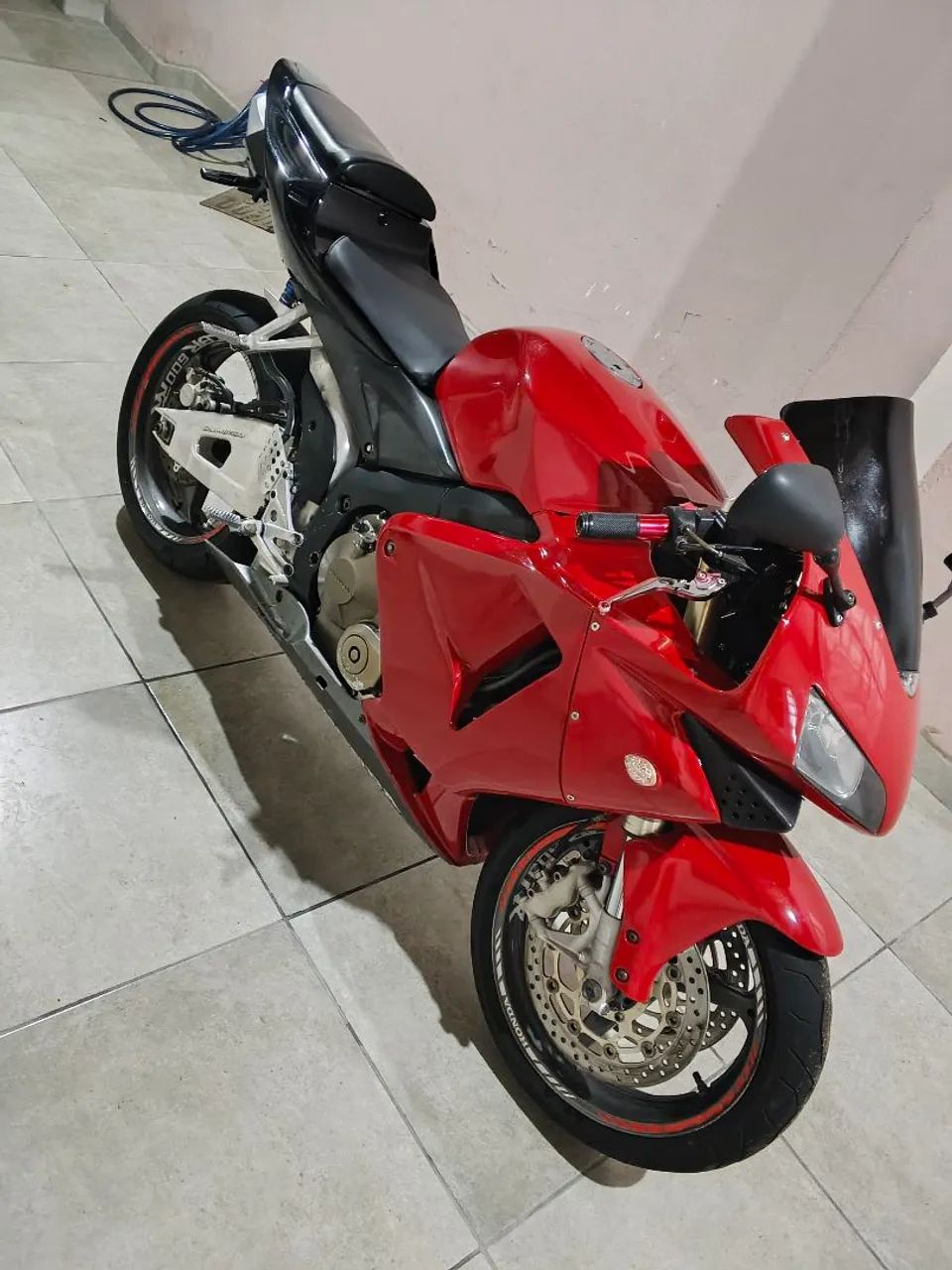 CBR 600 RR  - Foto 3