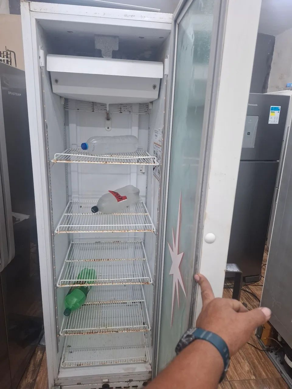 Freezer expositor eslin - Equipamentos Para Comércio - Recreio dos