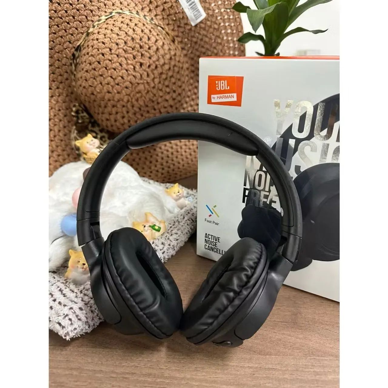 Fone JbL Novo na caixa Bluetooth 