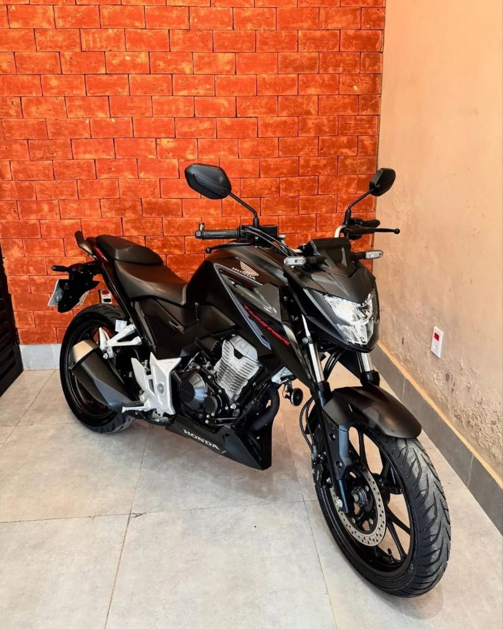 CB 300F TWISTER ABS 2023 - Foto 2