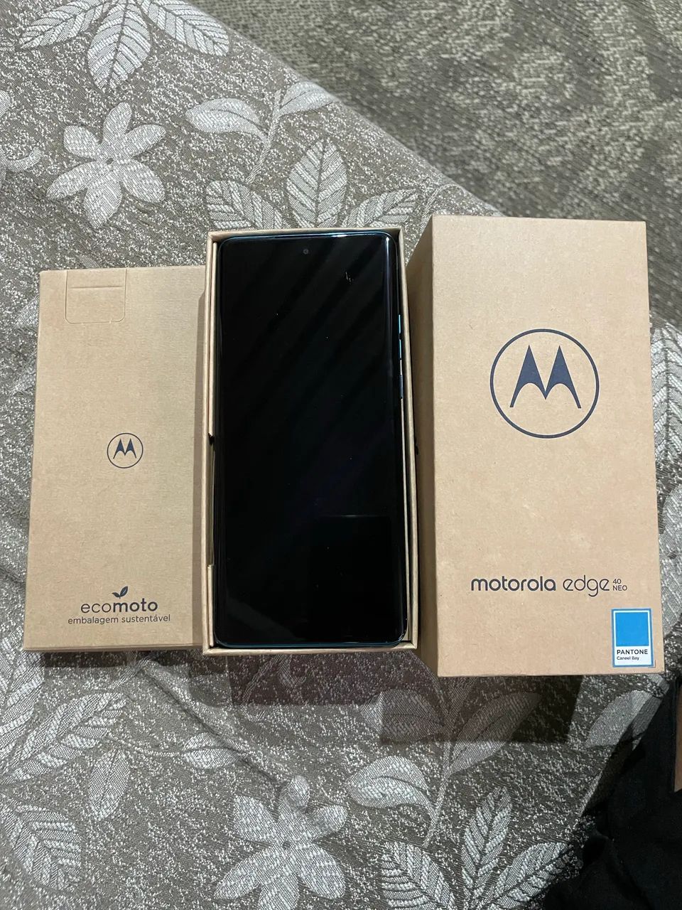 MOTO EDGE 40neo
