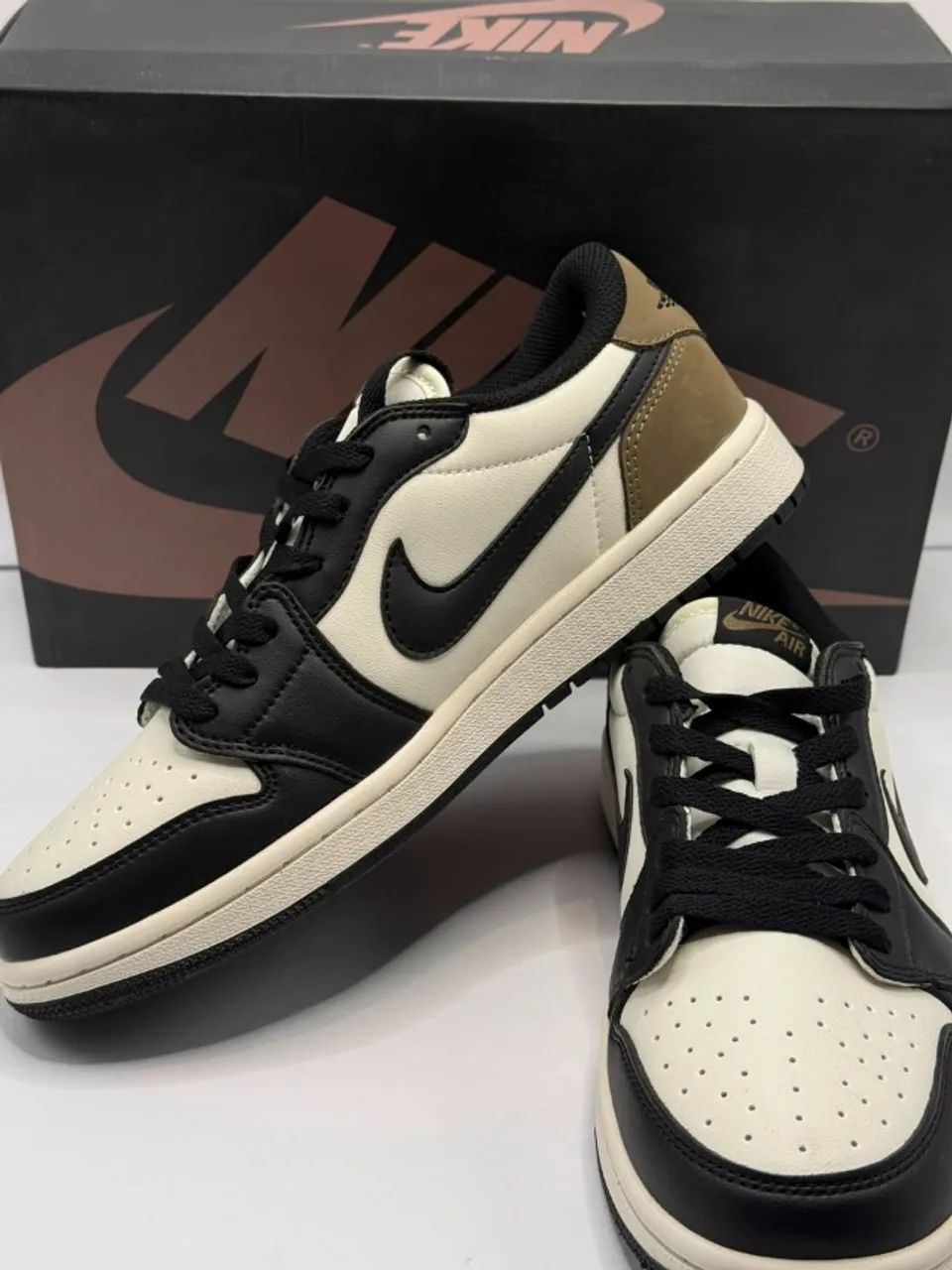 Tenis nike Air jordan 1 mocha tam 40 - Foto 2