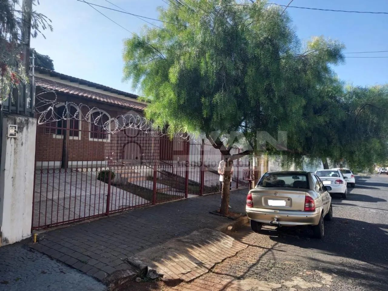 Casa à Venda