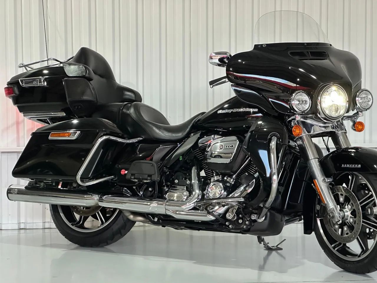 Electra Glide Ultra Limited Flhtk 2020 - 1511179103 | OLX