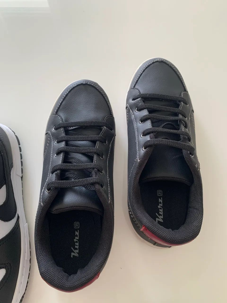 Tênis infantil 50 reais cada tênis (Nike numeração 36 e o outro numeração 35) - Foto 4