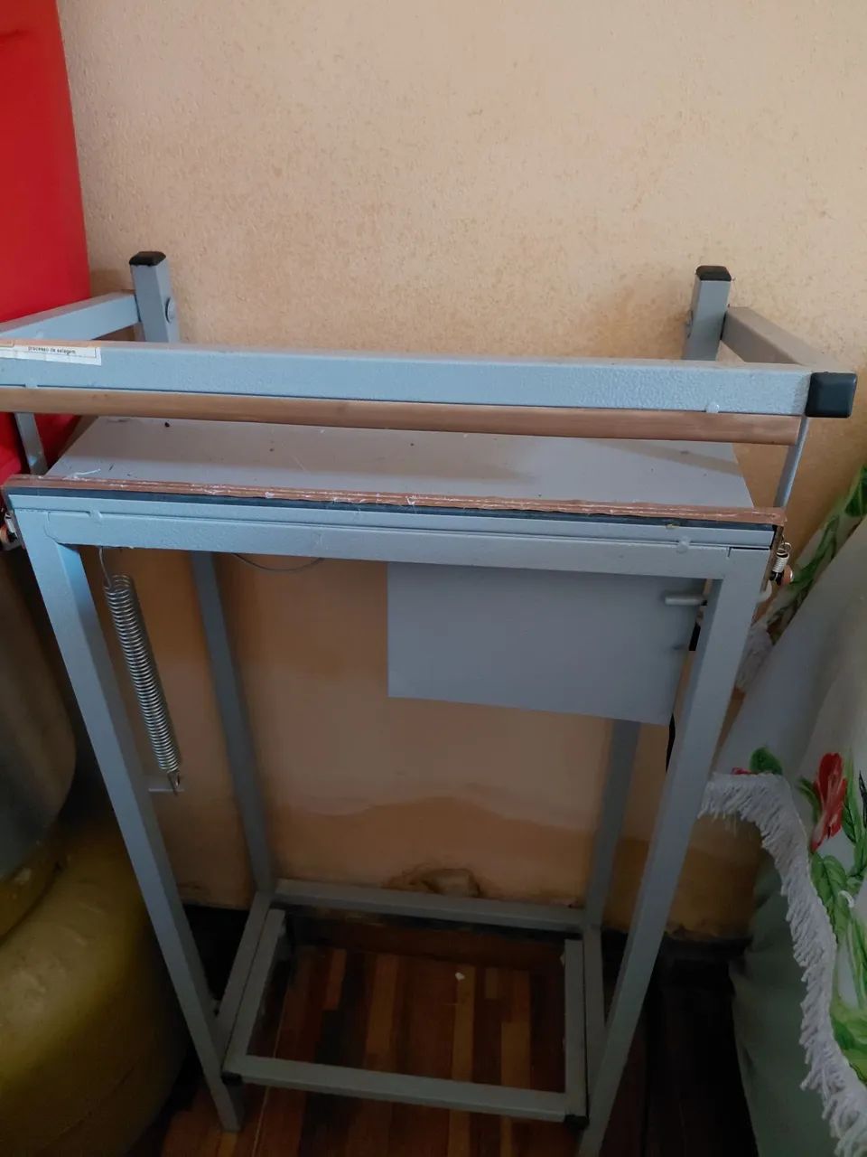 Maquina seladora 40 cm nk semi nova - Foto 2