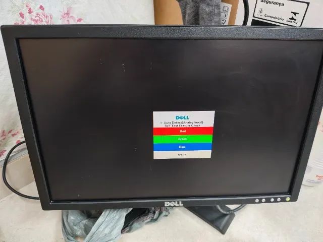Monitor Dell LCD 127v VGA