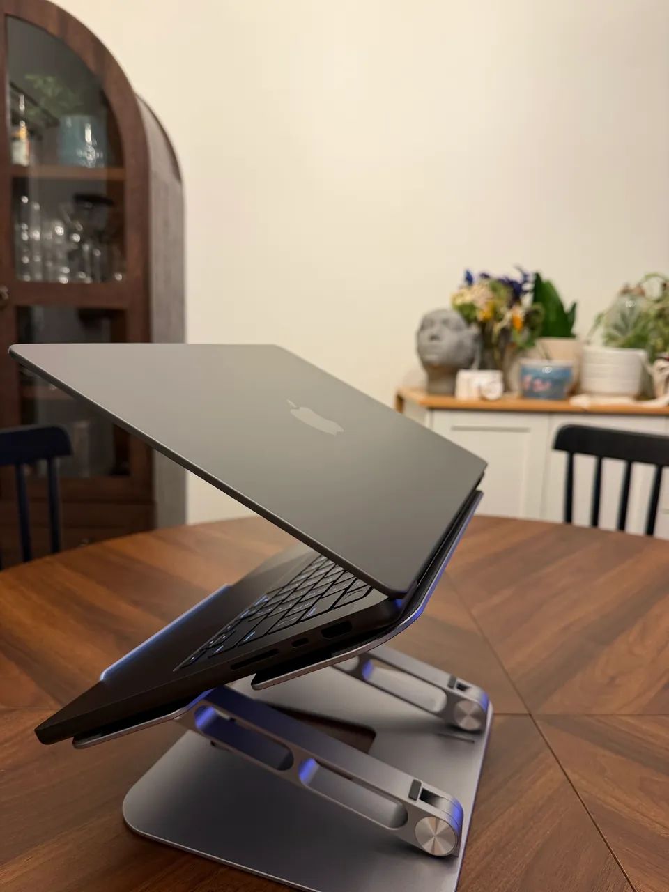 MacBook Pro 14 Apple M5 16GB 1TB SSD - Notebooks - Morro das