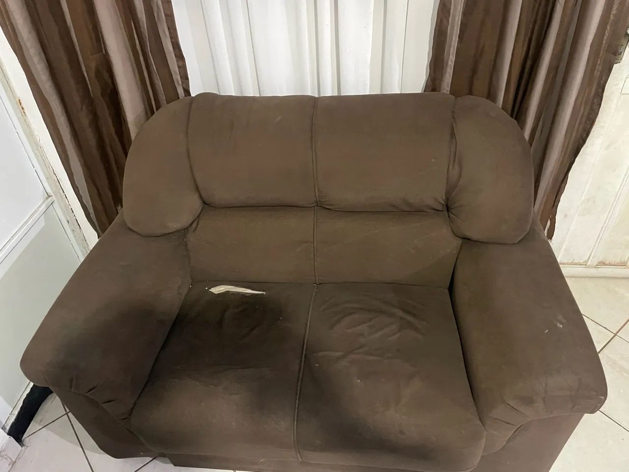 Sofá de 3 e 2 lugares 