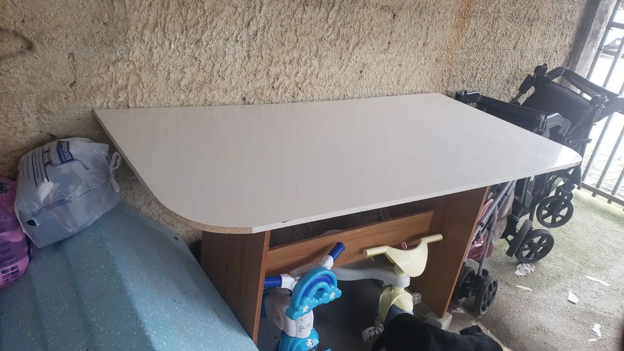 Mesa em MDF