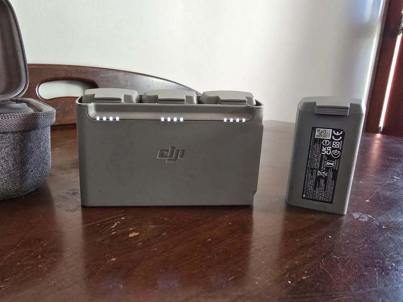 Drone DJI Mini SE Combo Fly More com 4 Baterias - Foto 2
