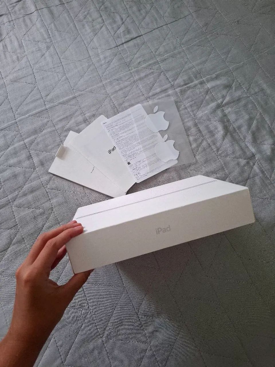 IPad 9ª Geração 64GB - Impecável + caixa original + capa de brinde - Foto 5