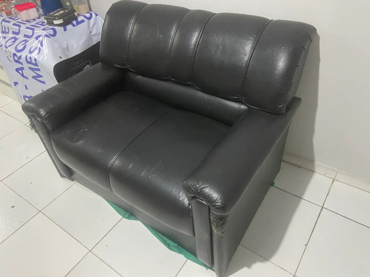 Sofá 2 lugares Preto - Foto 2