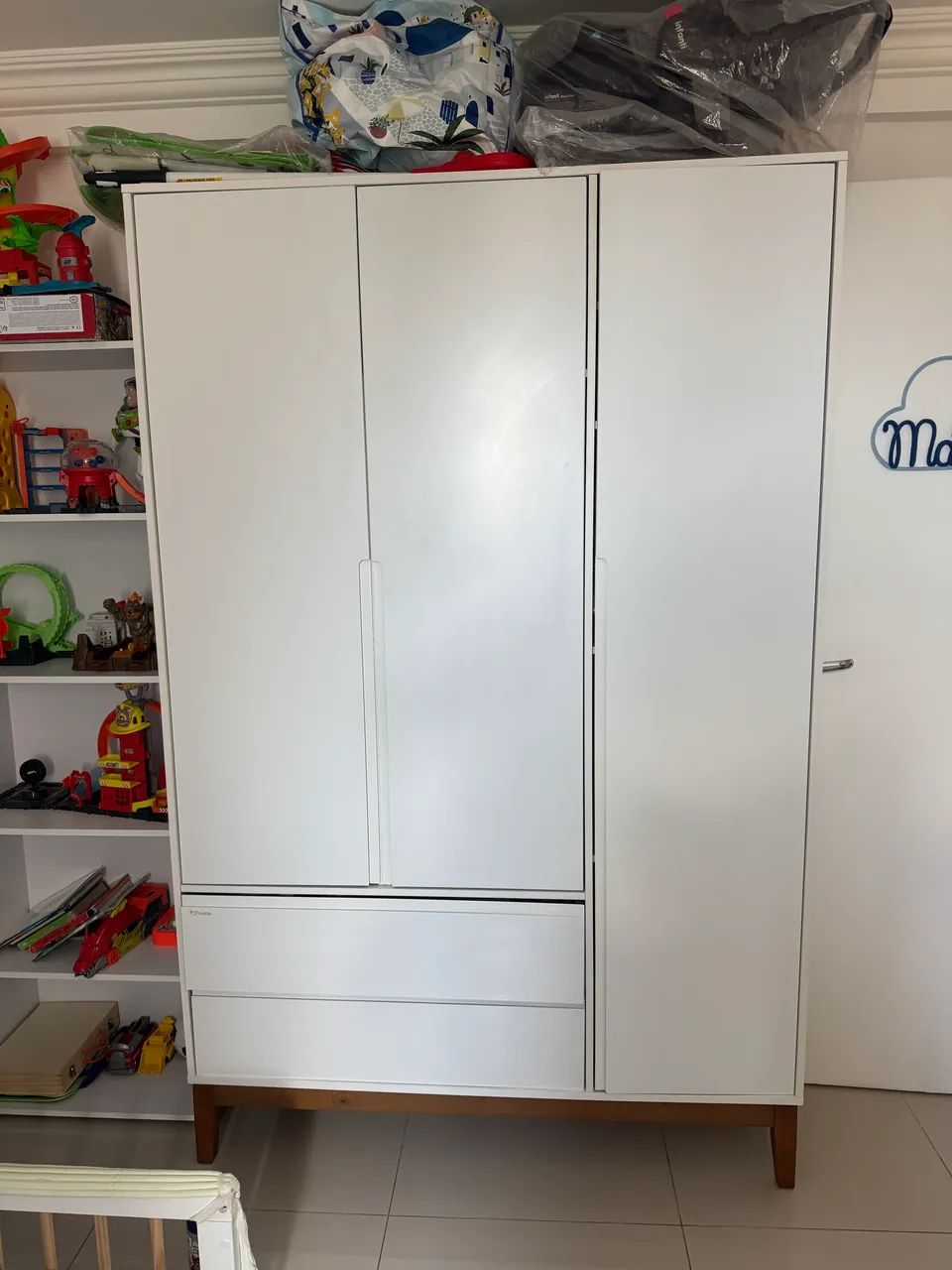 Guarda roupa infantil