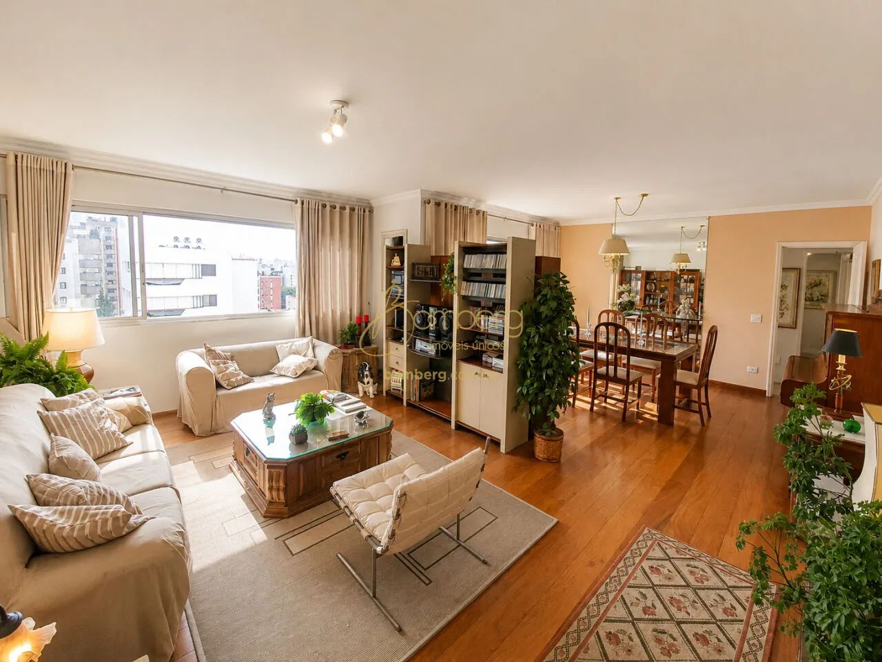 Apartamento com 4 Dormitórios sendo 1 Suite 2 Vagas no Brooklin