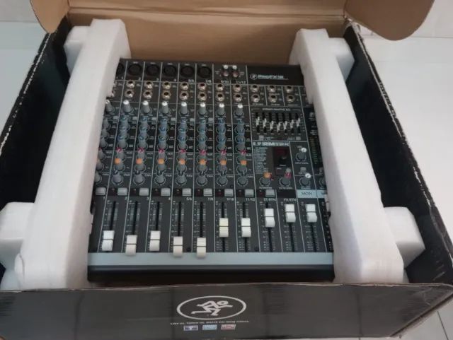 Mesa de Som Mackie ProFX12 - 12 Canais USB com Efeitos - Foto 5