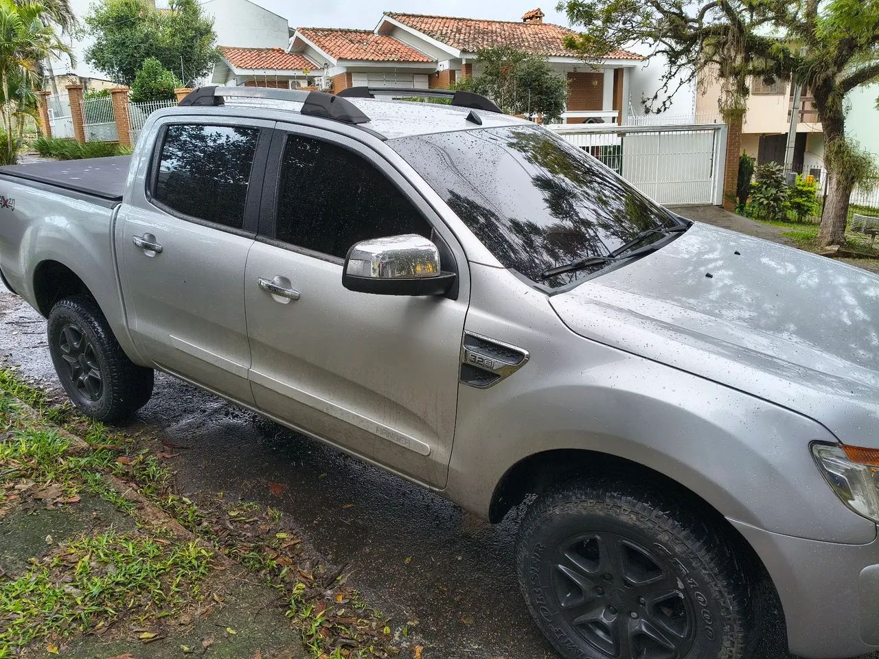 Ford Ranger Ranger XLT 3.2 20V 4x4 CD Diesel Aut. 2013
