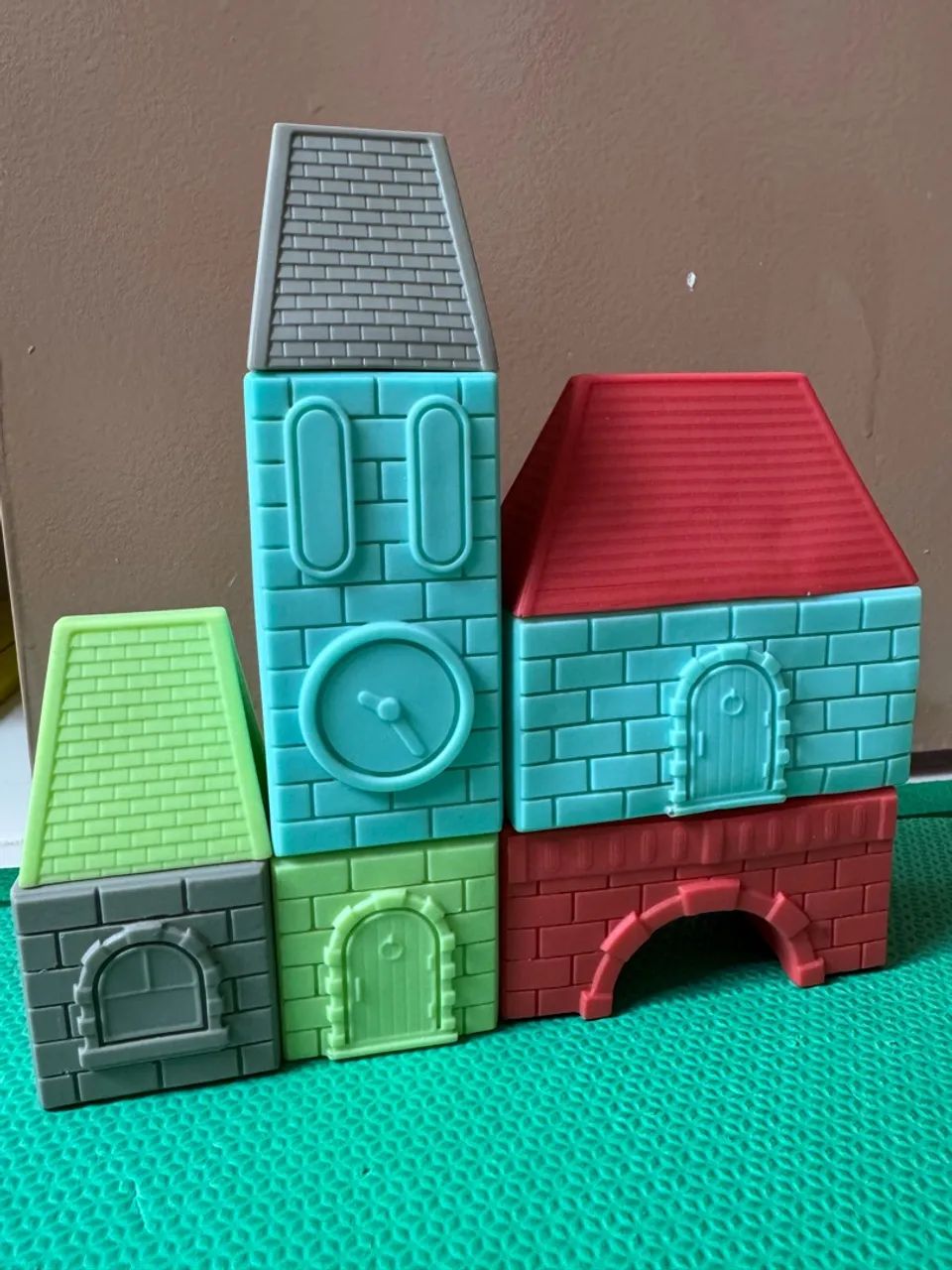 Jogo de montar e mordedor 