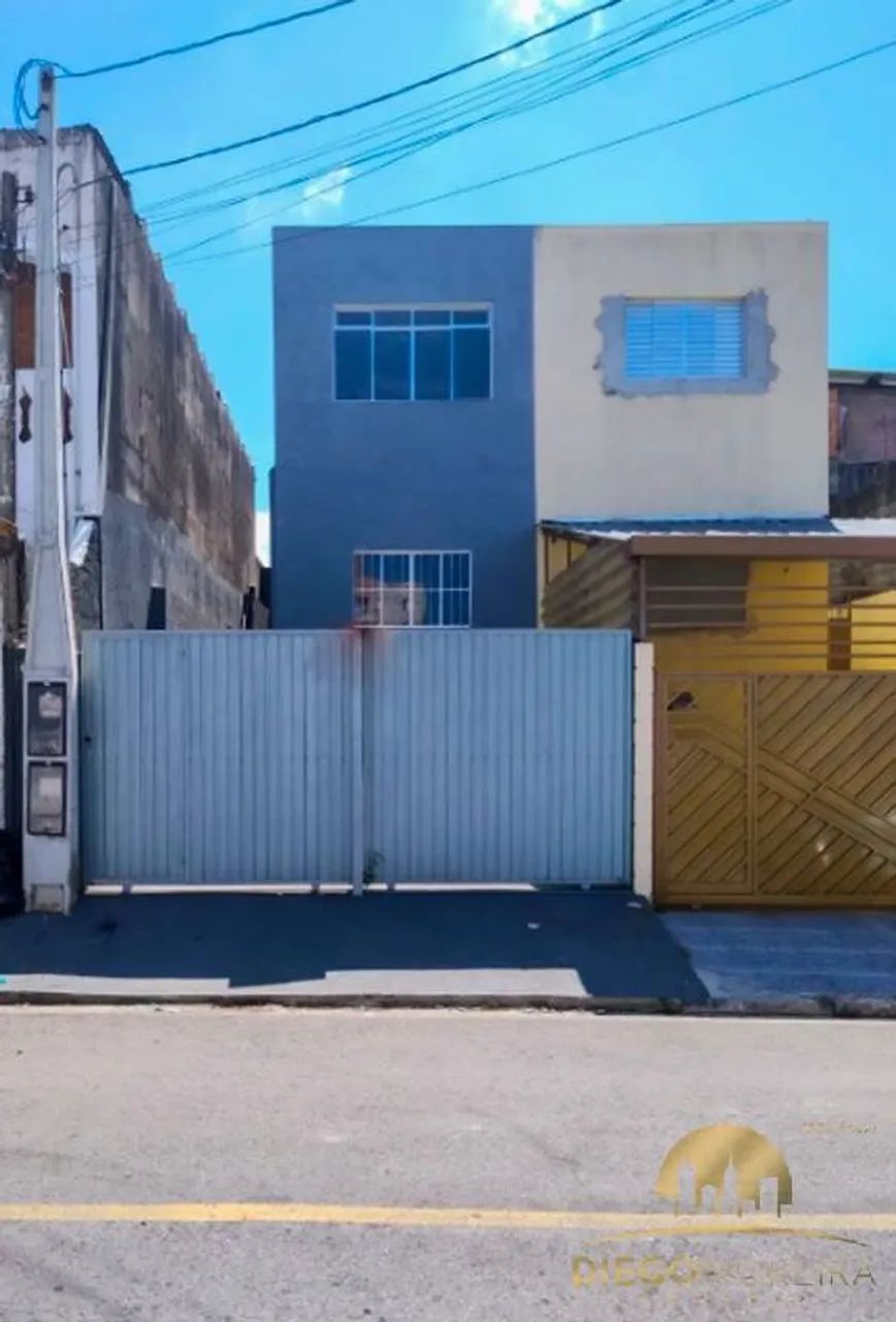 Sobrado com 2 Casas à Venda  Oportunidade Única!