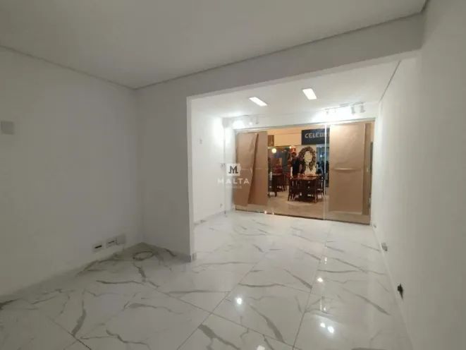 Loja Comercial para Locação  45m² | Rua Principal do Bairro | Acabamento moderno e excelen