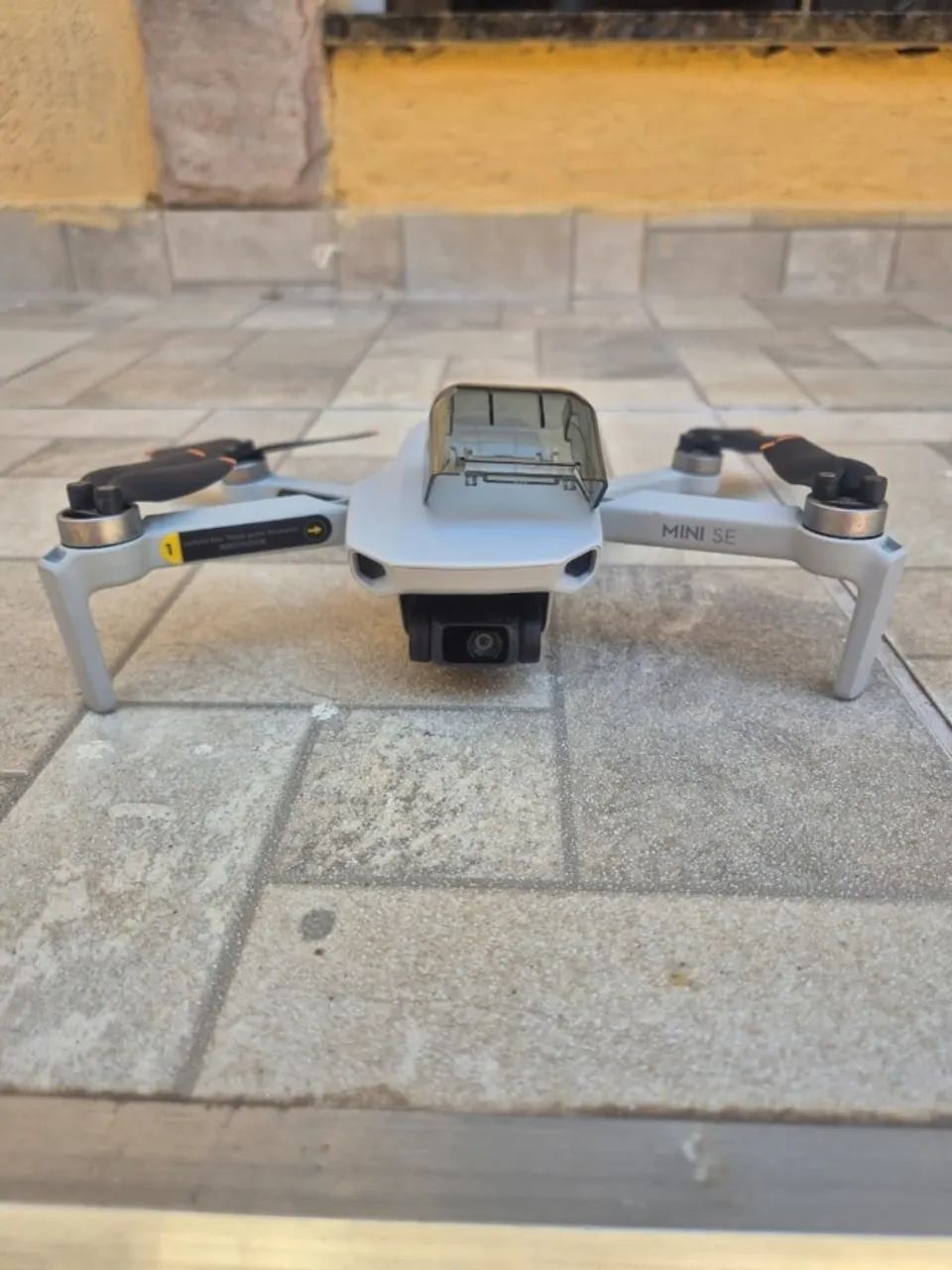 DRONES - Foto 3