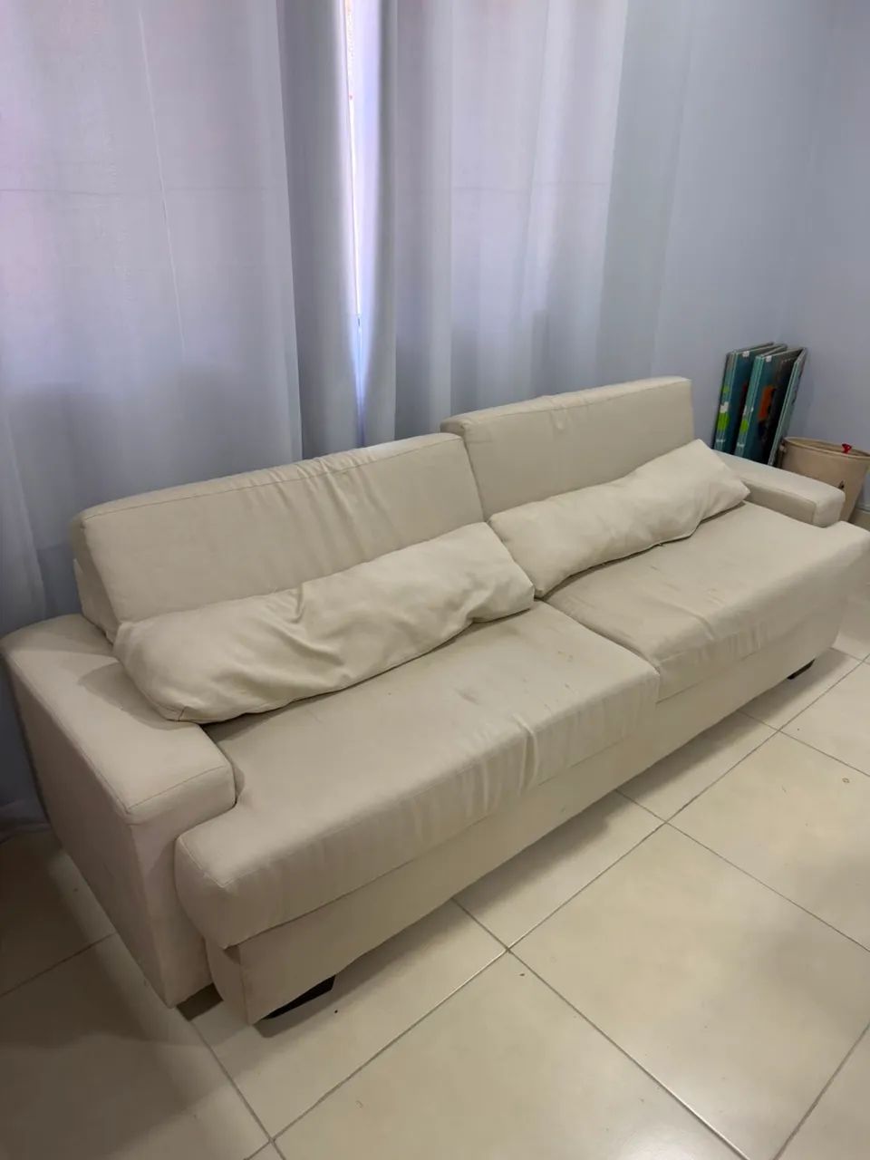 Sofá 4 lugares 2,30m em linho
