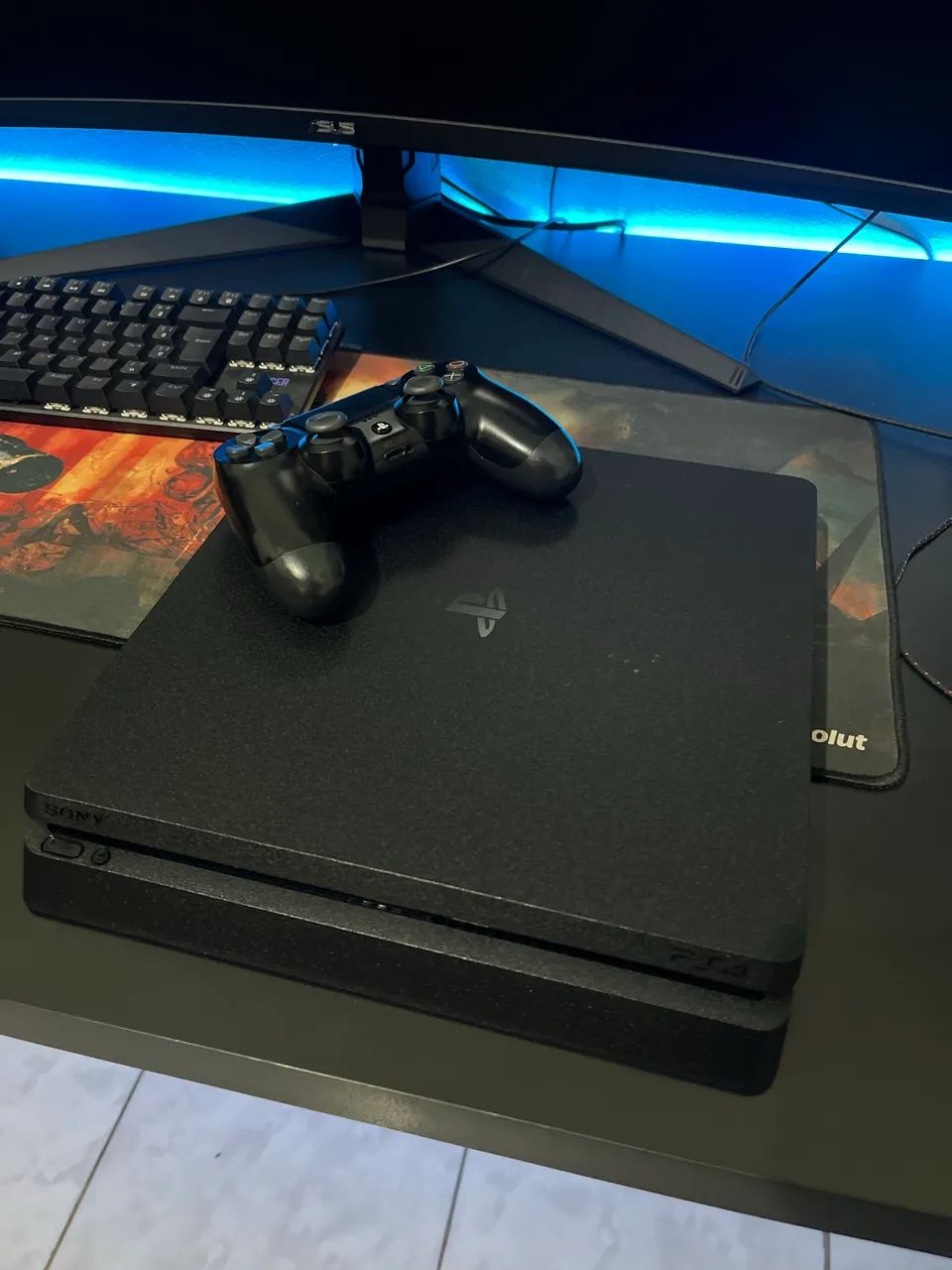 Ps4 slim! 