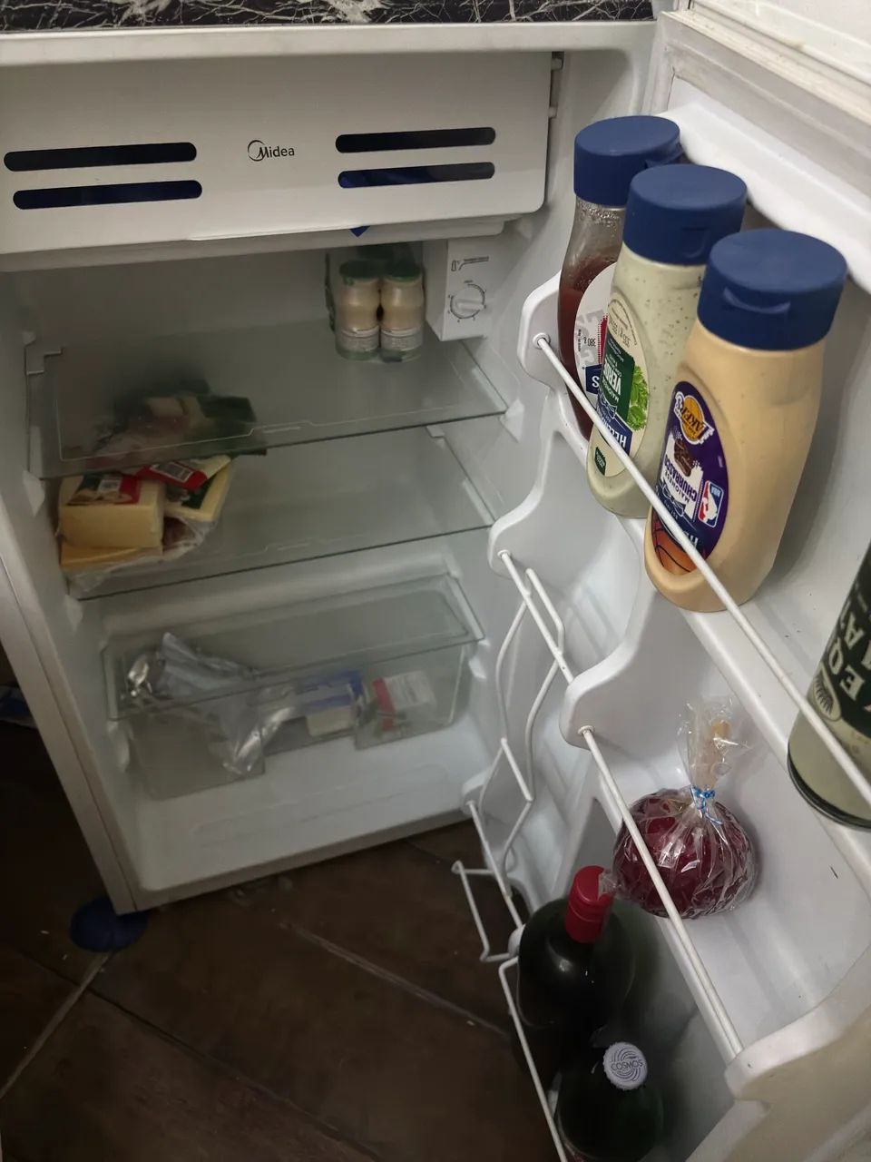 frigobar midea 93L - Foto 5