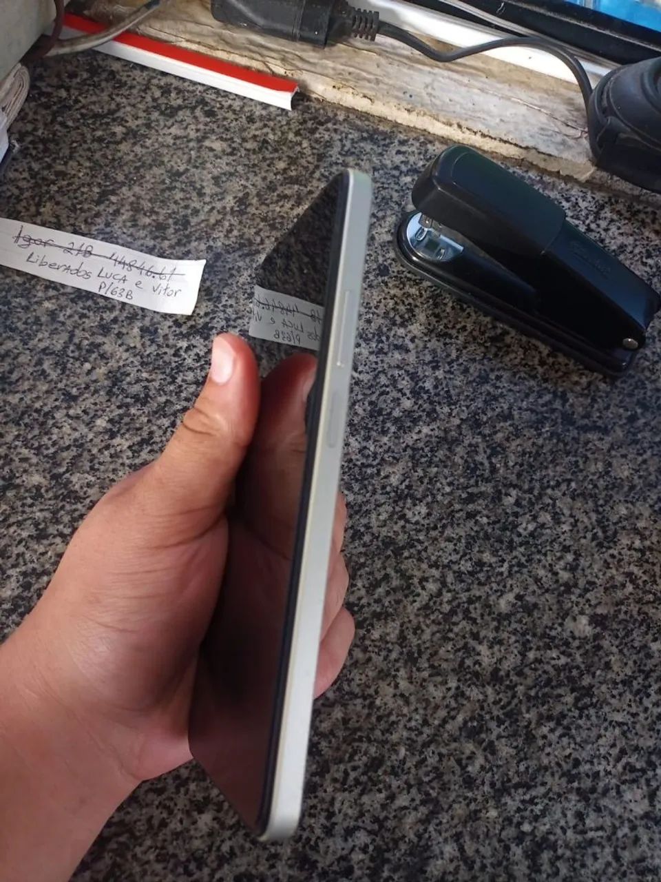 REALME 75C 256GB 16 DE RAM.  - Foto 5