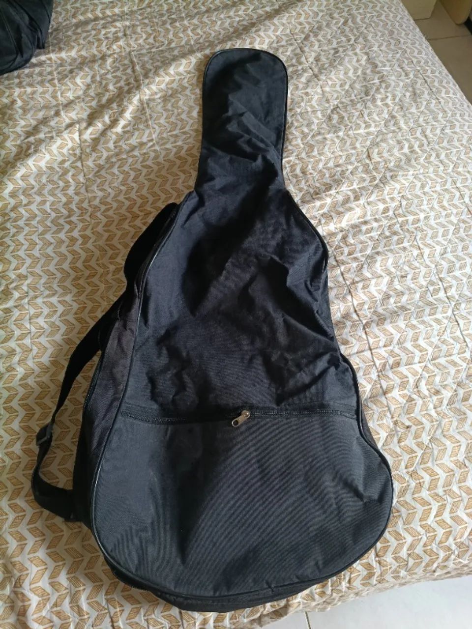 Capa para violão - Cor preta
