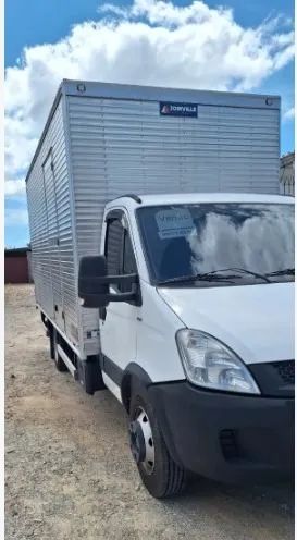 CAMINHÃO IVECO 2019 - BAÚ SECO 30 m³ | IMPECÁVEL