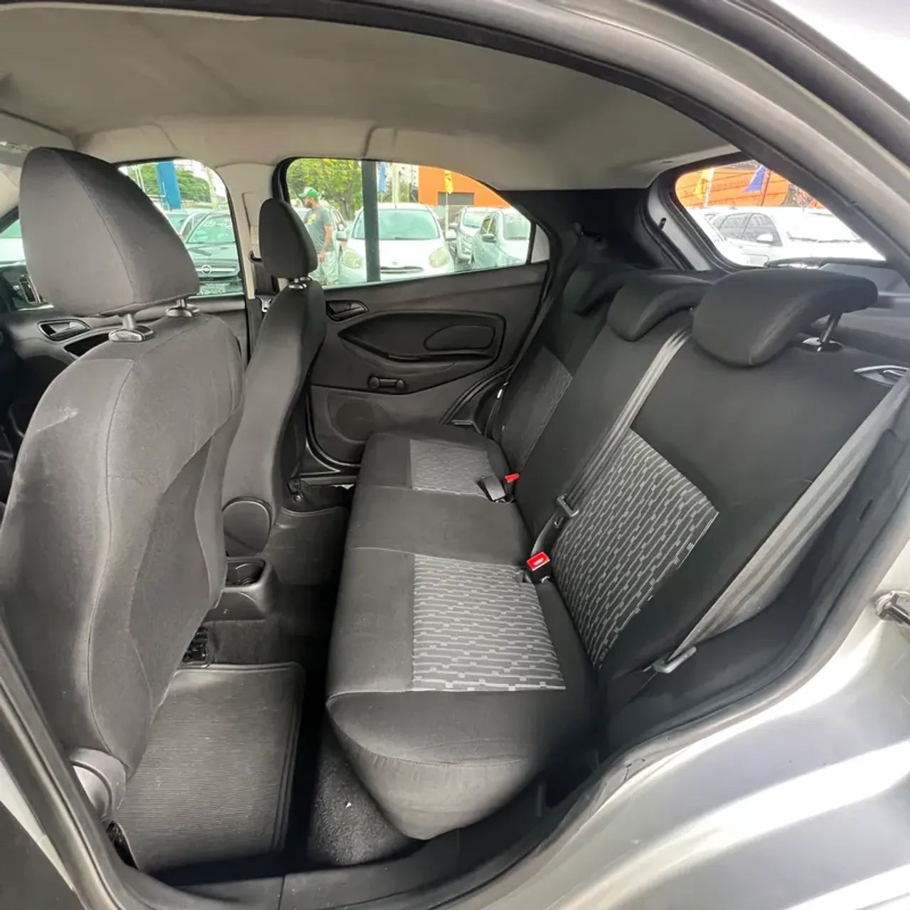 Ford Ka 1.0 SE/SE Plus TiVCT Flex 5p, foto 8 de 9