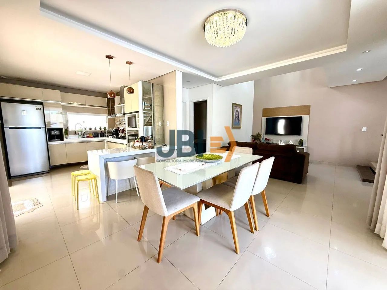 Vende-se casa alto padrão com 3 quartos - Rodolfo Teofilo - Foto 4