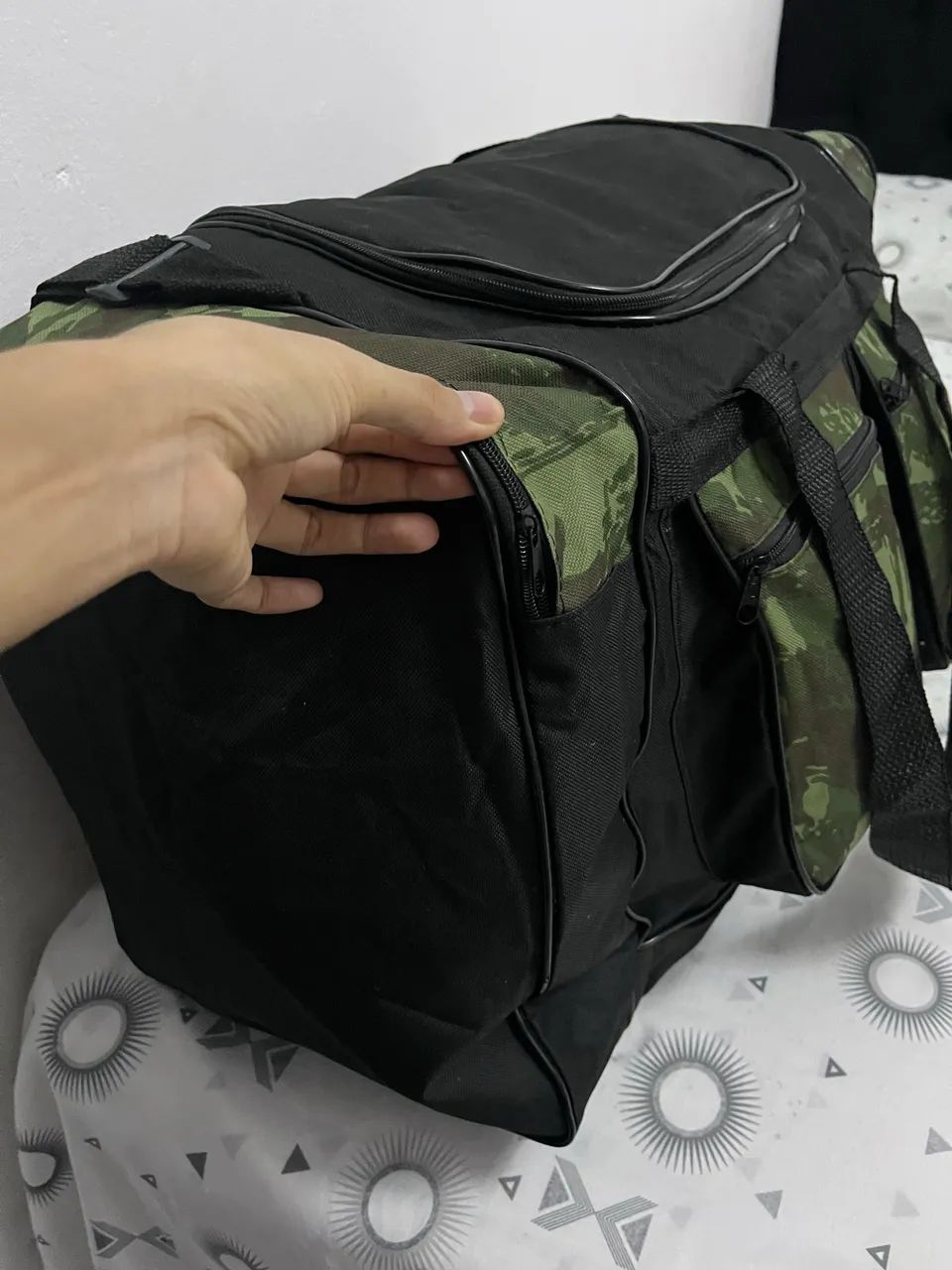 Bolsa de viagem.. grande/ camuflada  - Foto 3
