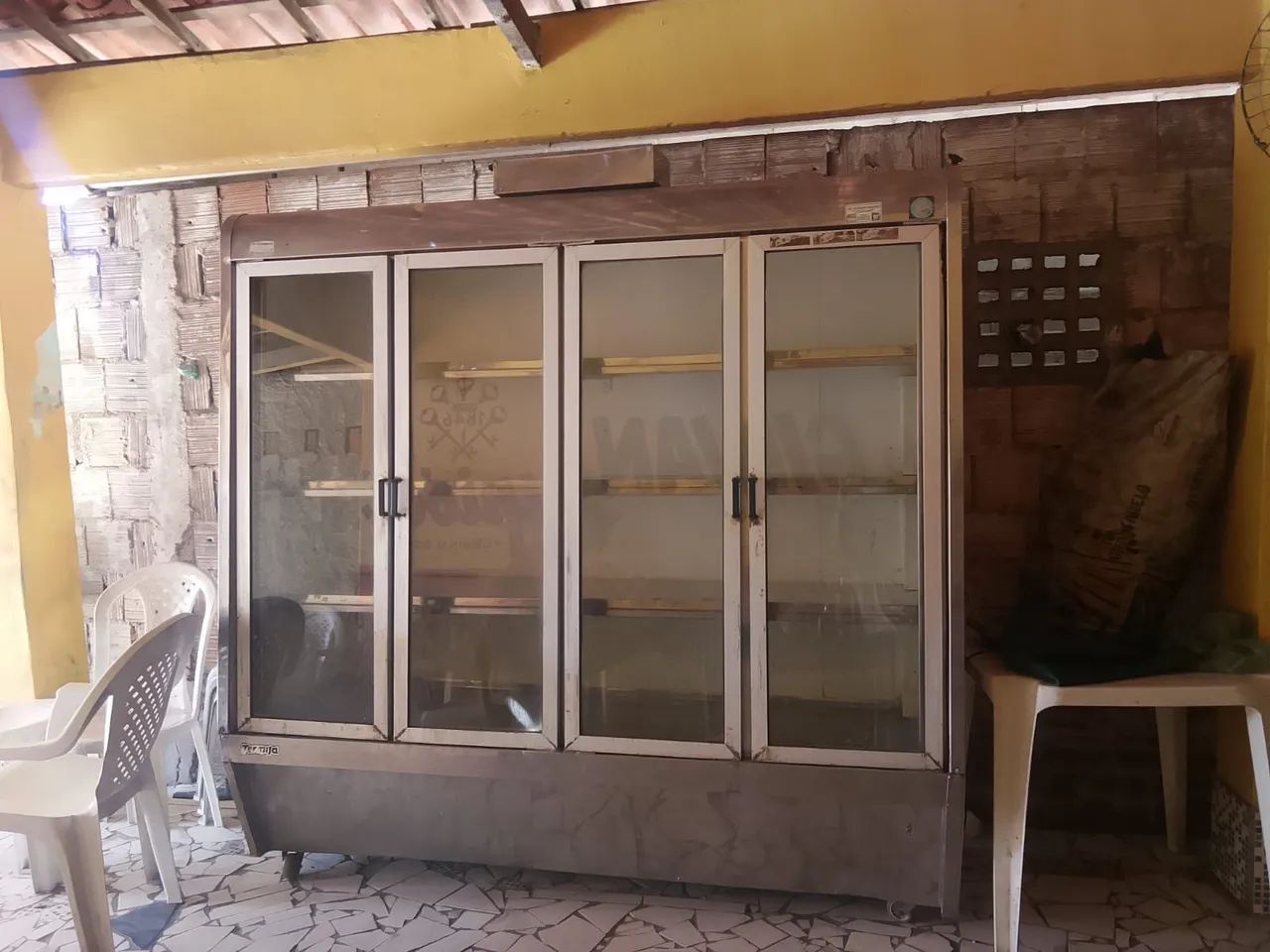 Frizzer vitrine 